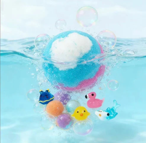 12 Fizzy Ocean Friends - Surprise Toy Bath Bomb Set